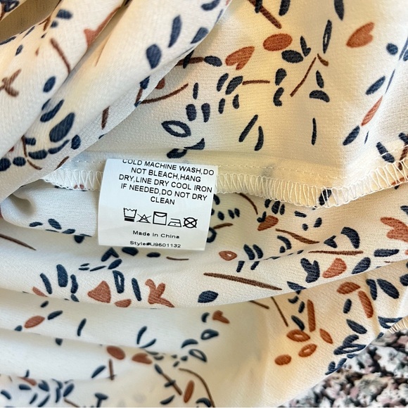 NWT Suzanne Betro Weekend Babydoll Floral Ruffle Peplum Blouse Tunic Small (ff) - Picture 14 of 14